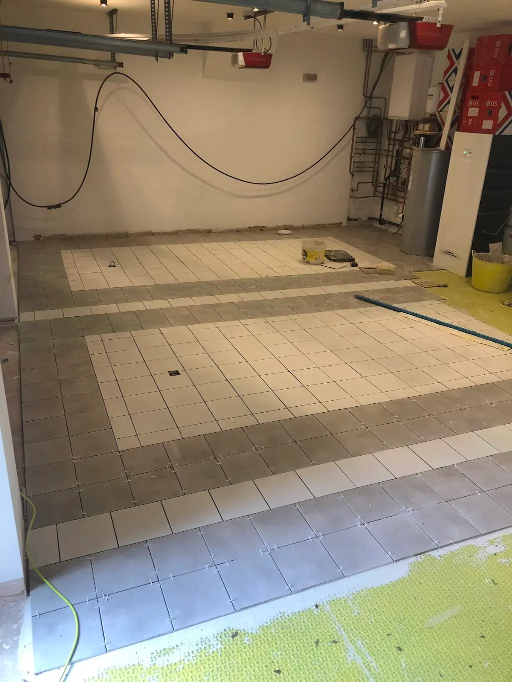 Versa-Tile Image Grid 23